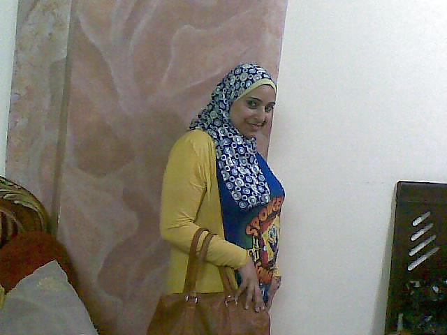 algerienne en levrette